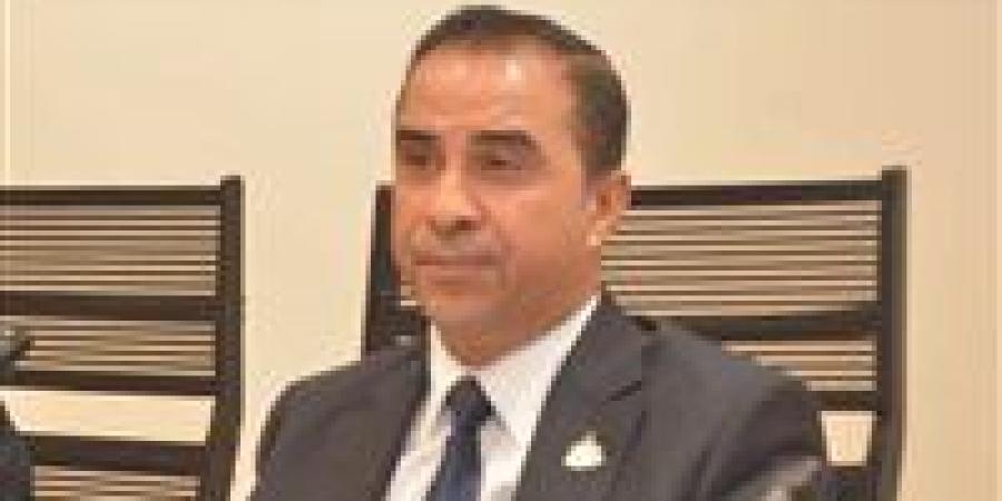 أمين
      سر
      صناعة
      النواب
      يطالب
      بإعادة
      تصميم
      المبادرات
      والحوافز
      الداعمة
      للقطاع
      لتصبح
      أكثر
      مرونة
      وسهولة
      في
      التطبيق