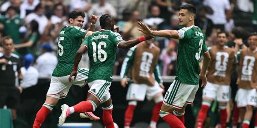 مباراة المكسيك وكوريا الجنوبية تحسم أولى بطاقات الصعود للدور الـ 32