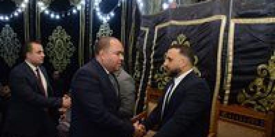 النائب
      أحمد
      عصام
      رئيس
      برلمانية
      المؤتمر
      والنائب
      سعيد
      الوسيمي
      يقدمان
      واجب
      العزاء
      في
      وفاة
      الزميل
      الصحفي
      مصطفى
      الشربيني
      مسؤول
      ملف
      البرلمان
      بموقع
      تحيا
      مصر