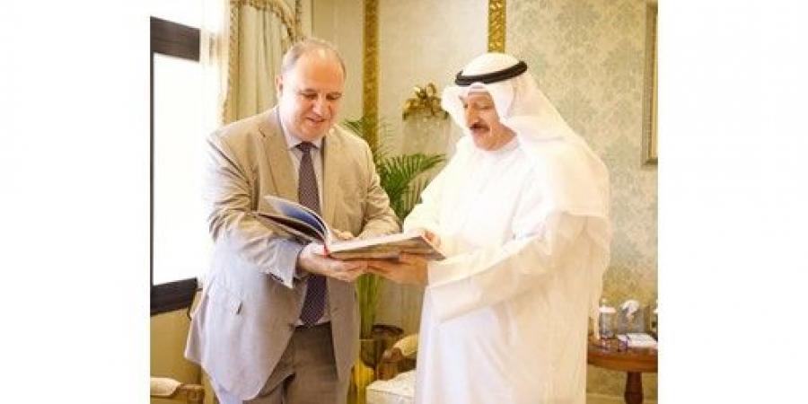 وزير الصحة بحث مع سفير أذربيجان تعزيز التعاون وتبادل الخبرات الطبية