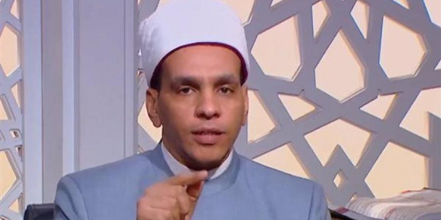 هل تدخل النساء النار قبل الرجال؟ أمين الفتوى يحسم الجدل