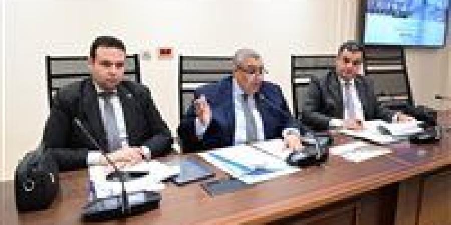 الحسم
      في
      الجلسة
      العامة
      الأسبوع
      المقبل..
      لجنة
      الخطة
      والموازنة
      بمجلس
      النواب
      ترفض
      مد
      مهلة
      إنهاء
      المنازعات
      الضريبية
      إلى
      2027
      وتتمسك
      بنهاية
      2026