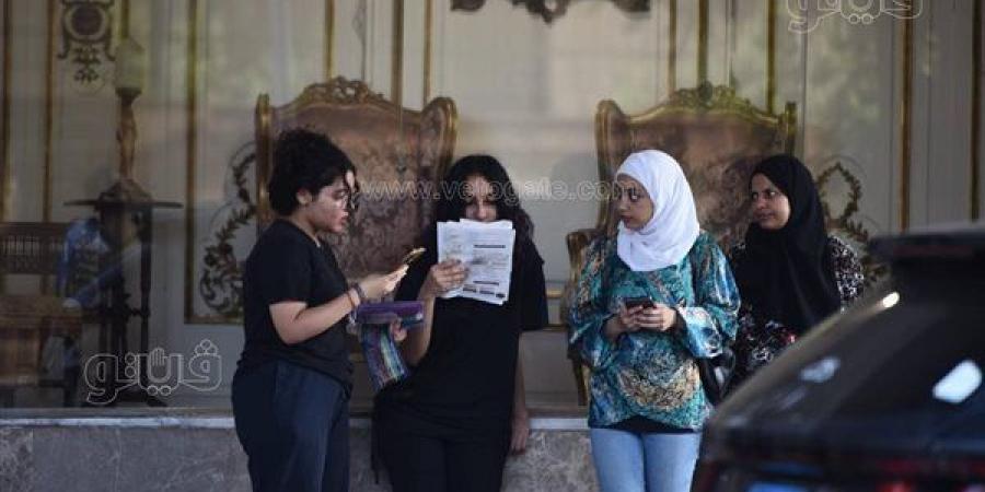 أخبار مصر، استعدادات مكثفة لامتحانات الثانوية العامة.. ورسالة من وزير التعليم لأولياء الأمور.. إطلاق منظومة الاستعلام عن الممتلكات لدعم تنفيذ أحكام النفقة.. درجات الحرارة جنوبا أربعينية أول أيام الصيف