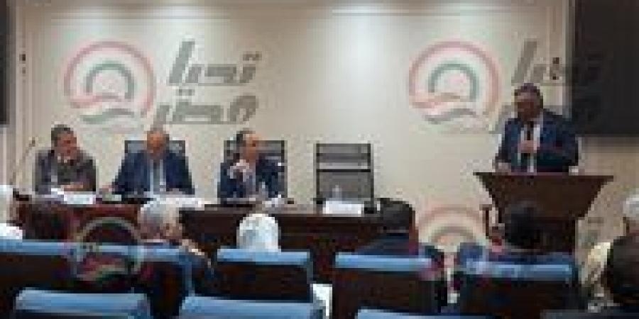 انطلاق
      اجتماع
      لجنة
      الصحة
      بمجلس
      النواب
      لبحث
      أزمات
      المستشفيات
      والتأمين
      الصحي