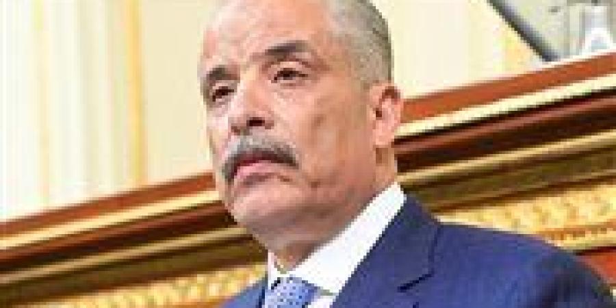 عيد
      حماد
      يرحب
      بتعديلات
      التصالح:
      تيسيرات
      جديدة
      لحل
      مشكلات
      المواطنين
      ومطالب
      بتخفيض
      أسعار
      التقنين