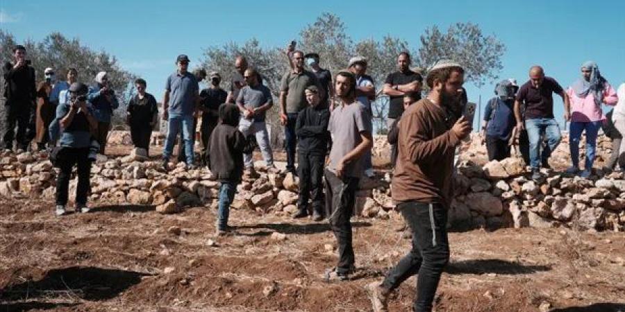 الضفة الغربية بين نارين، المستوطنون يصعدون والاحتلال يوسع اقتحاماته