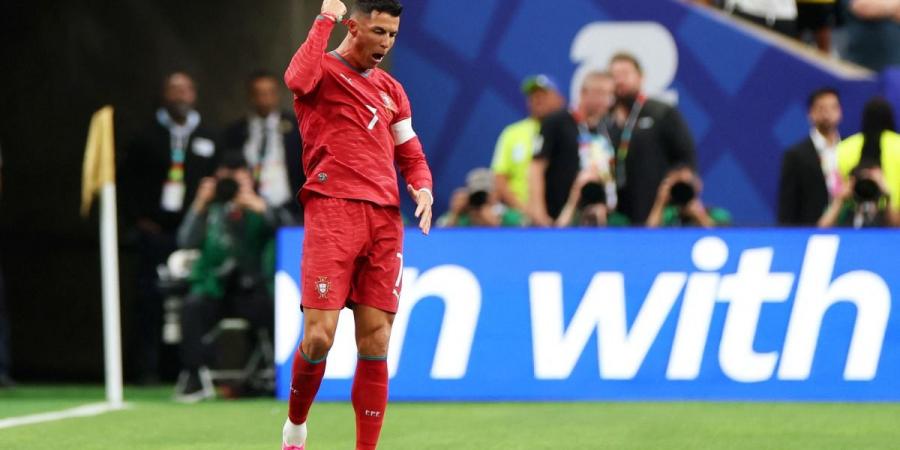 إنجاز جديد للدون.. كريستيانو رونالدو أول لاعب يسجل في ست نسخ من نهائيات كأس العالم