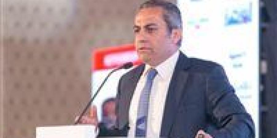 خالد
      عباس
      يحذر
      من
      تخريب
      Fan
      Zone
      ويطالب
      بالحفاظ
      عليها
