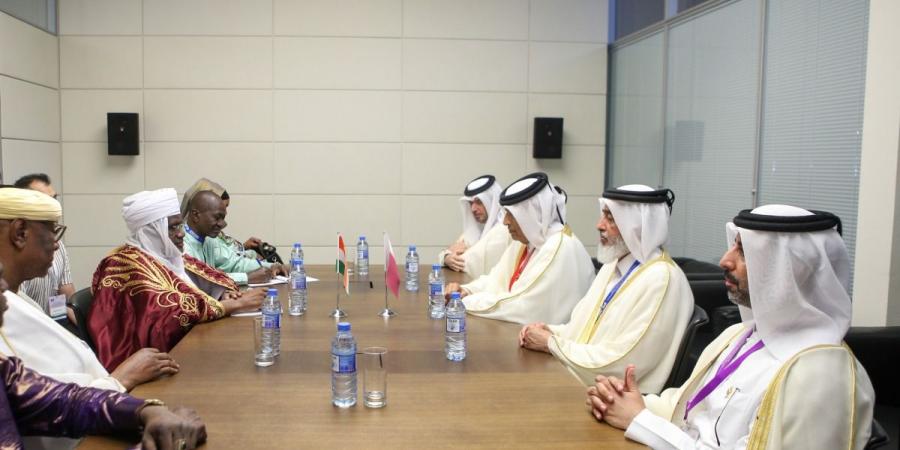 رئيس مجلس الشورى يجتمع في باكو مع رئيس المجلس الاستشاري بالنيجر ورئيسة الجمعية الوطنية في موزمبيق
