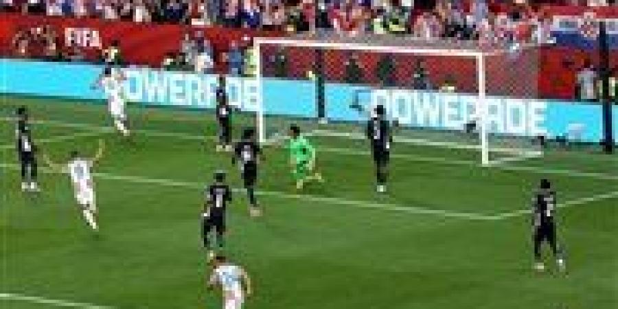 كرواتيا
      تهزم
      بنما
      بهدف
      بوديمير
      وتُنعش
      آمال
      التأهل
      في
      كأس
      العالم
      2026