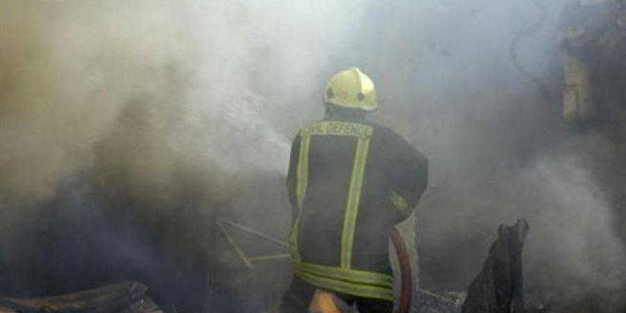 النيابة تنتدب المعمل الجنائي لبيان سبب حريق داخل شقة في مدينة 15 مايو