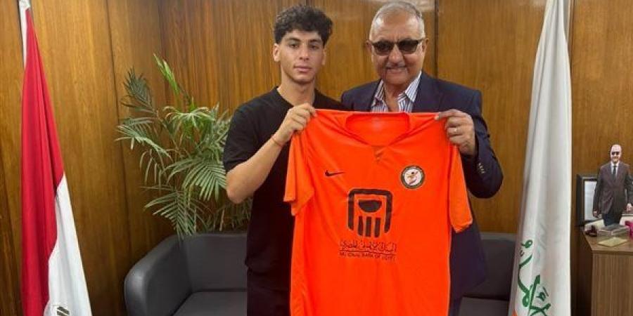 البنك الأهلي يتعاقد مع محمد رضا 3 مواسم