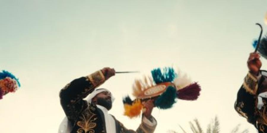 وِرث”
      يطلق
      برنامجَي
      ماجستير
      الفنون
      الأدائية
      ودبلوم
      الأداء
      الحركي
      لأول
      مرة
      في
      المملكة