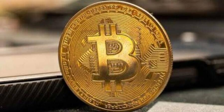 "بيتكوين"
      تتعافى
      عقب
      تصريحات
      ترامب
      بدعم
      العملات
      المشفرة