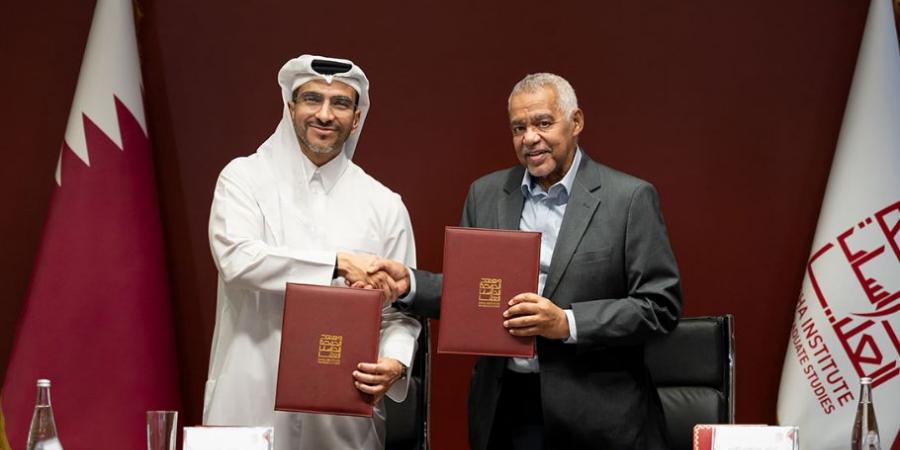  المجلس الوطني للتخطيط ومعهد الدوحة للدراسات العليا يوقّعان مذكرة تفاهم للتعاون وتبادل الخبرات