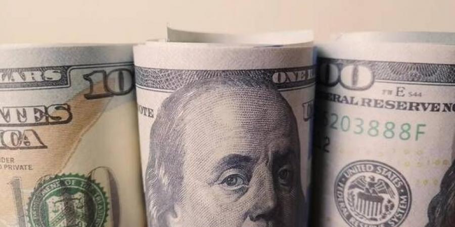 الدولار
      يستقر
      قرب
      أعلى
      مستوى
      مع
      ترقب
      محضر
      الفيدرالي