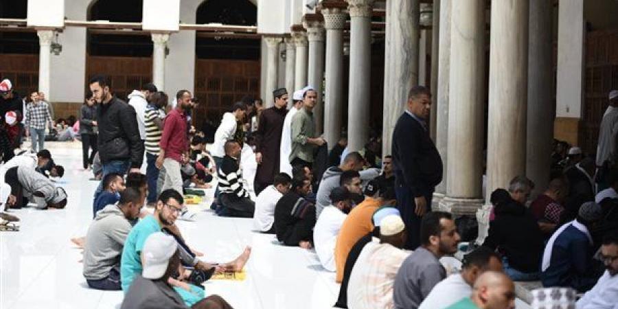 نقل شعائر صلاة الجمعة من مسجد عمرو بن العاص (بث مباشر)