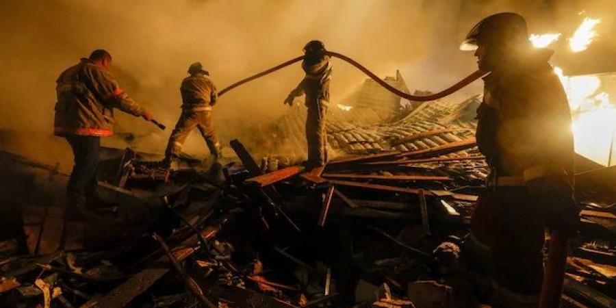 ارتفاع حصيلة ضحايا الهجوم الروسي على مناطق في أوكرانيا إلى 6 قتلى وعشرات المصابين