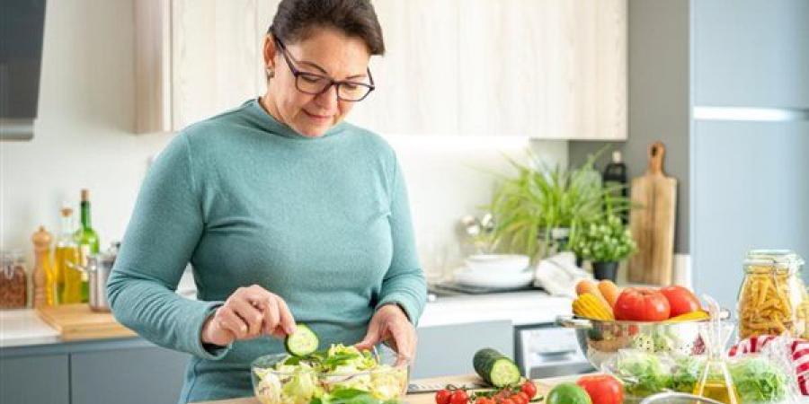 خطة غذائية للنساء بعد الأربعين لدعم إنقاص الوزن