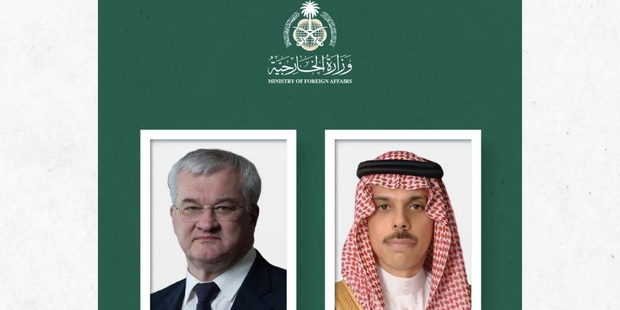 وزير
      الخارجية
      يتلقى
      اتصالًا
      هاتفيًا
      من
      وزير
      خارجية
      أوكرانيا