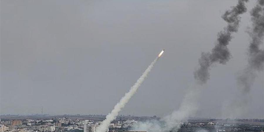 الحرس
      الثوري
      الإيراني
      يعلن
      استهداف
      مواقع
      أمريكية
      ويؤكد
      استمرار
      السيطرة
      على
      مضيق
      هرمز