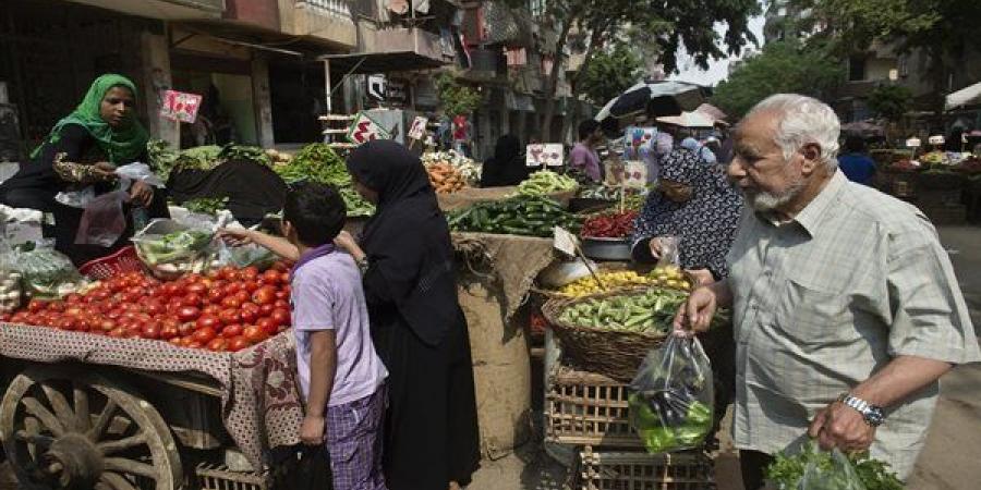 إلى
      أين
      يتجه
      الغلاء
      المعيشي
      ومتى
      تنخفض
      الأسعار
      فى
      مصر؟
      خبير
      يوضح