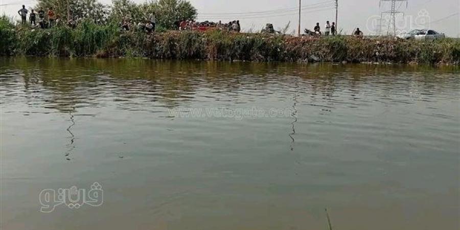 بعد
      24
      ساعة
      من
      البحث،
      انتشال
      جثة
      طالب
      الثانوية
      العامة
      الغريق
      بالشرقية