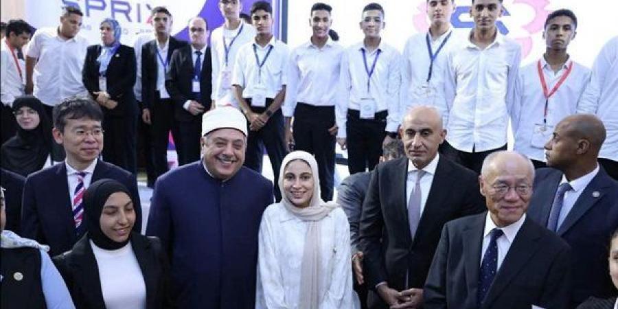 وكيل
      الأزهر
      ووزير
      التعليم
      ورئيس
      قطاع
      المعاهد
      يكرمون
      الطلاب
      الأوائل
      في
      المنصة
      اليابانية