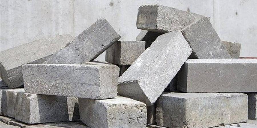 أسعار
      الطوب
      الأسمنتي
      في
      سوق
      مواد
      البناء
      اليوم
      السبت