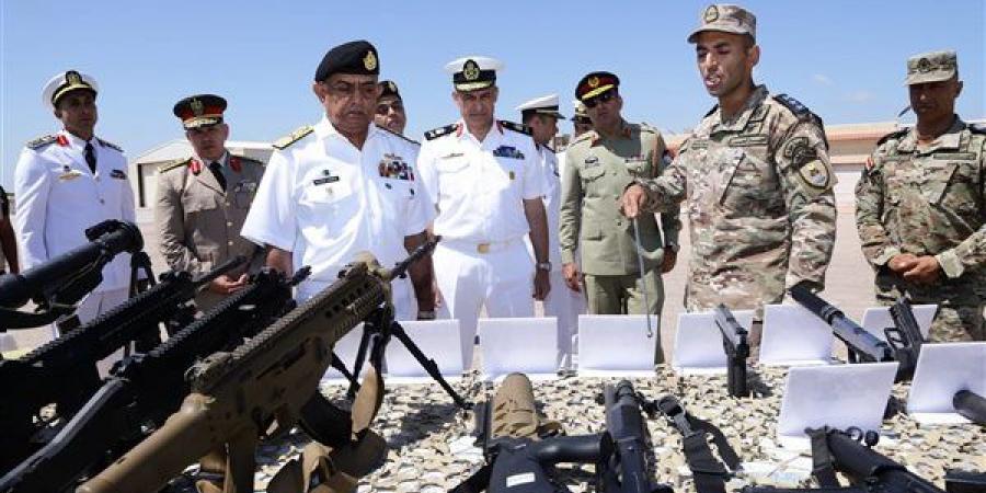 قائد
      القوات
      البحرية
      يؤكد
      أهمية
      تنسيق
      الجهود
      لتعزيز
      التعاون
      المشترك
      مع
      باكستان
