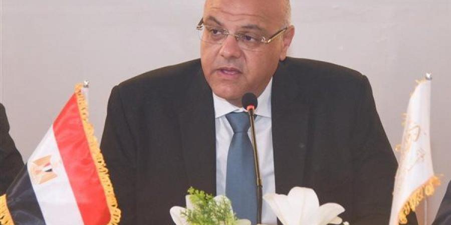 حملات
      مكثفة
      في
      الإسكندرية
      لإزالة
      إشغالات
      الباعة
      الجائلين