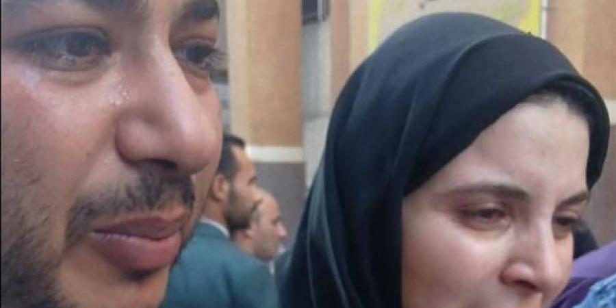 بعد
      إحالة
      أوراق
      المتهمة
      إلى
      المفتي،
      والد
      الطفلة
      لارين:
      الحمد
      لله
      حق
      بنتي
      رجع