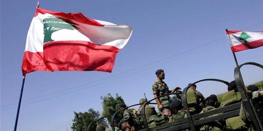 الجيش
      اللبناني
      يعلن
      انتشاره
      بجنوب
      البلاد
      ويستعد
      للدخول
      إلى
      زوطر
      الغربية
      بعد
      انسحاب
      الاحتلال