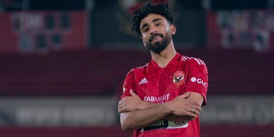 عمرو
      الحديدي:
      مروان
      عطية
      لا
      يعوض
      في
      الأهلي،
      والزمالك
      سيدفع
      ثمن
      رحيل
      حسام
      عبد
      المجيد