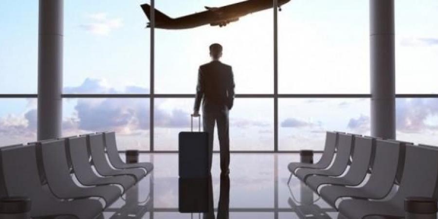 للمسافرين.. تعرف على ضوابط حمل الشواحن المحمولة خلال رحلتك الجوية
