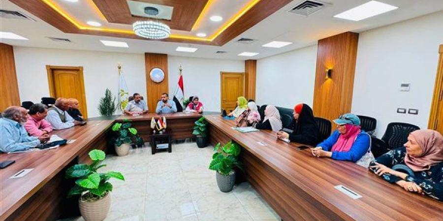 "الإسكان"
      تسرع
      توفيق
      أوضاع
      أراضي
      العبور
      الجديدة
      والجهاز
      يتولى
      استخراج
      الإفادات
      من
      وزارة
      الزراعة