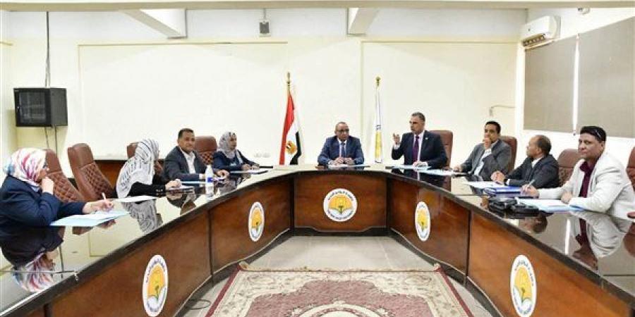 جامعة
      الوادي
      الجديد
      تبحث
      الرسوم
      والكشف
      الطبي
      للطلاب
      الجدد
      ومنح
      الدرجات
      العلمية