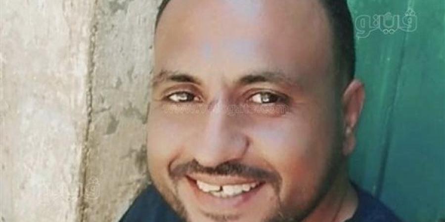 "استناني
      دقايق
      وطالع”،
      آخر
      كلمات
      أحمد
      لابنه
      قبل
      قراره
      بإنقاذ
      ضحايا
      "بيارة
      الموت"
      بالسادات