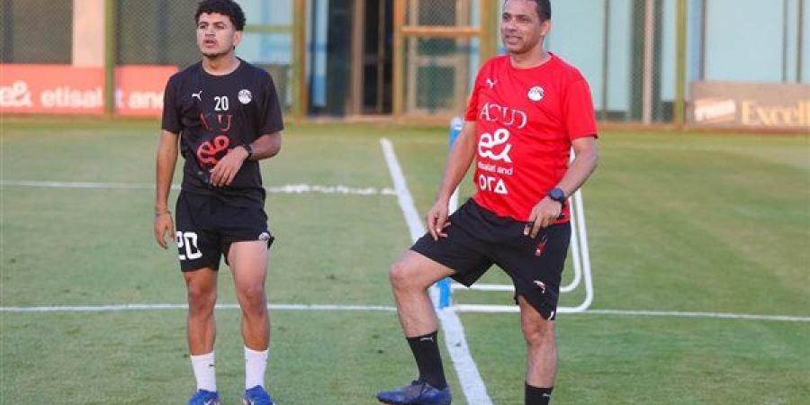 منتخب
      الشباب
      يواصل
      تدريباته
      استعدادا
      لمواجهتي
      الأردن
      (صور)