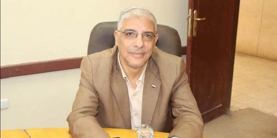 إقرار
      ضوابط
      تسجيل
      الفصل
      الدراسي
      الصيفي
      لطلاب
      المرحلة
      الجامعية
      الأولى
      في
      قنا