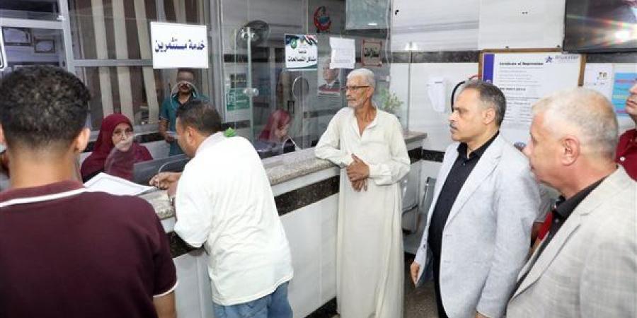 محافظ
      الشرقية
      يتابع
      سير
      العمل
      بالمركز
      التكنولوجي
      بفاقوس