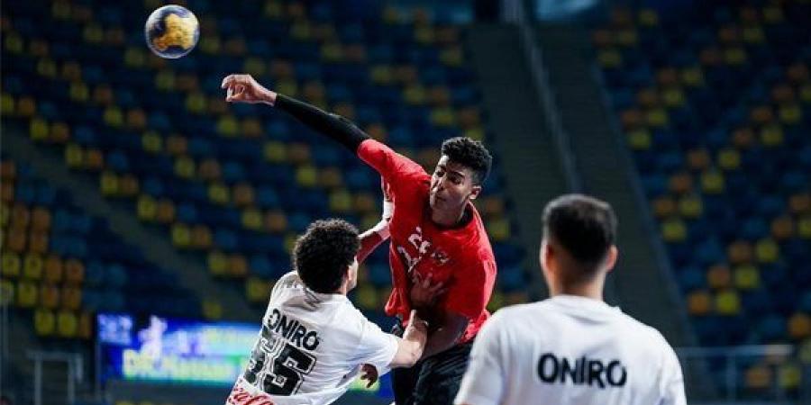 كرة
      اليد،
      الأهلي
      يدرس
      تدعيم
      صفوفه
      بمحترفين
      قبل
      مونديال
      2026