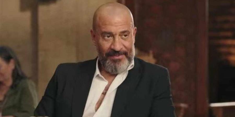 ماجد
      المصري
      يطمئن
      جمهوره
      بعد
      إجراء
      جراحة
      بالعين