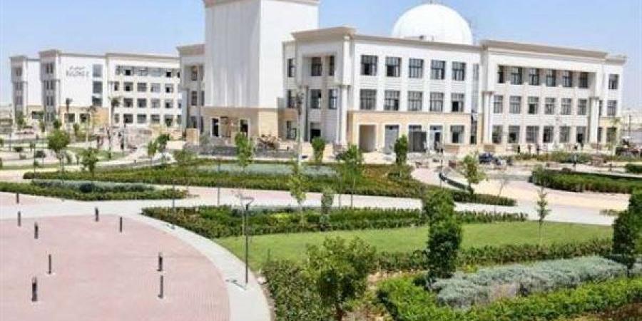 الجامعات
      الأهلية
      2026،
      مصروفات
      الدراسة
      والكليات
      المتاحة
      وشروط
      القبول