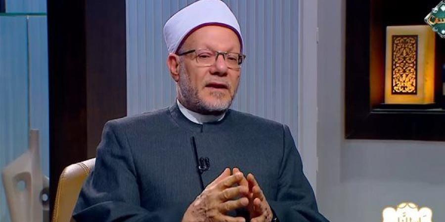 “اختزال
      الشريعة
      خطر”،
      المفتي
      السابق
      يكشف
      أسباب
      تشويه
      المفهوم
      في
      الوعي
      العام
      (فيديو)
