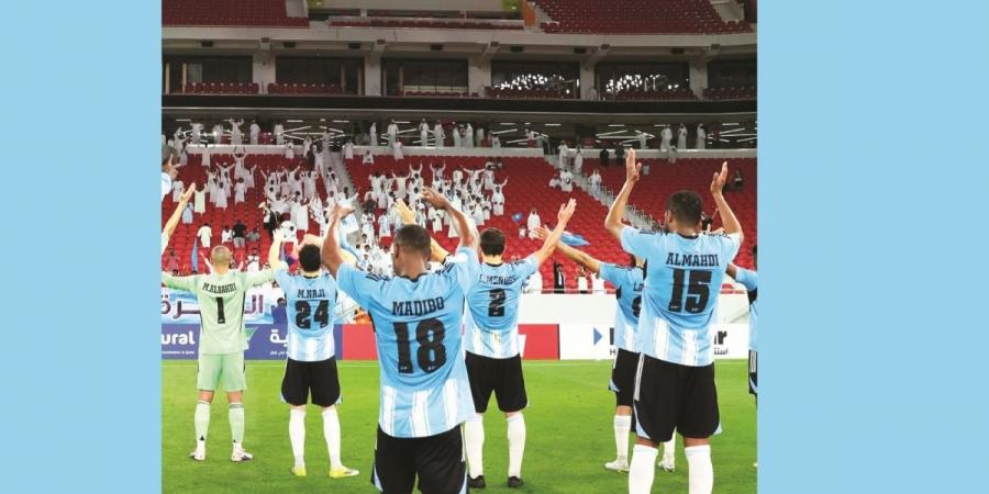 عاصم مادبو يودع جماهير الموج الأزرق