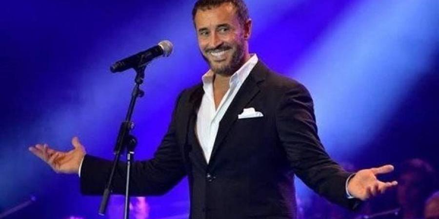 كاظم
      الساهر
      يفاجئ
      جمهوره
      بأغنية
      "هو
      انت"
      وهذه
      أبرز
      كلماتها