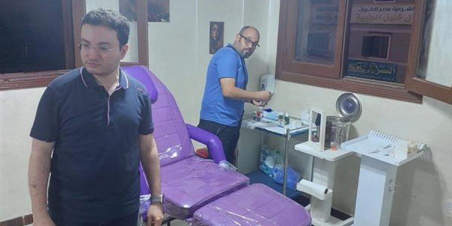 صحة
      الدقهلية
      تضبط
      منتحلي
      صفة
      أطباء
      وتغلق
      منشآت
      طبية
      مخالفة
      بالمنصورة
      ومنية
      النصر