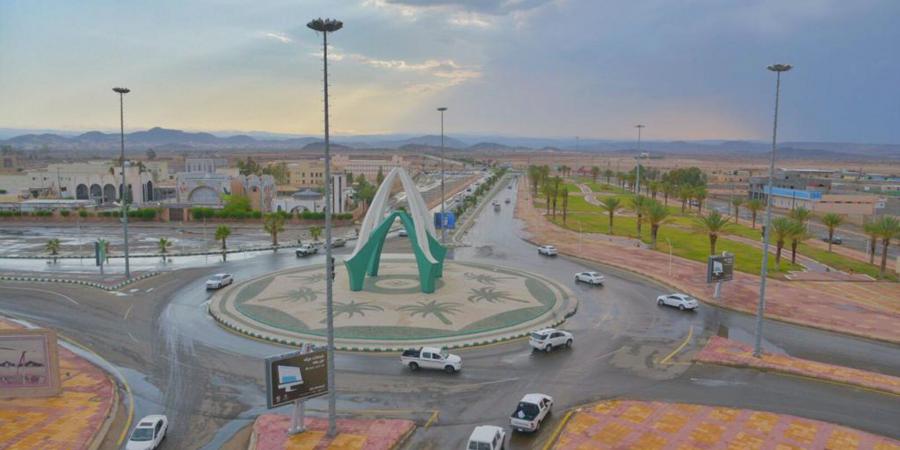 أمانة
      الباحة
      تطرح
      10
      فرص
      استثمارية
      جديدة
      بمحافظة
      العقيق
      بعقود
      تمتد
      إلى
      25
      عامًا