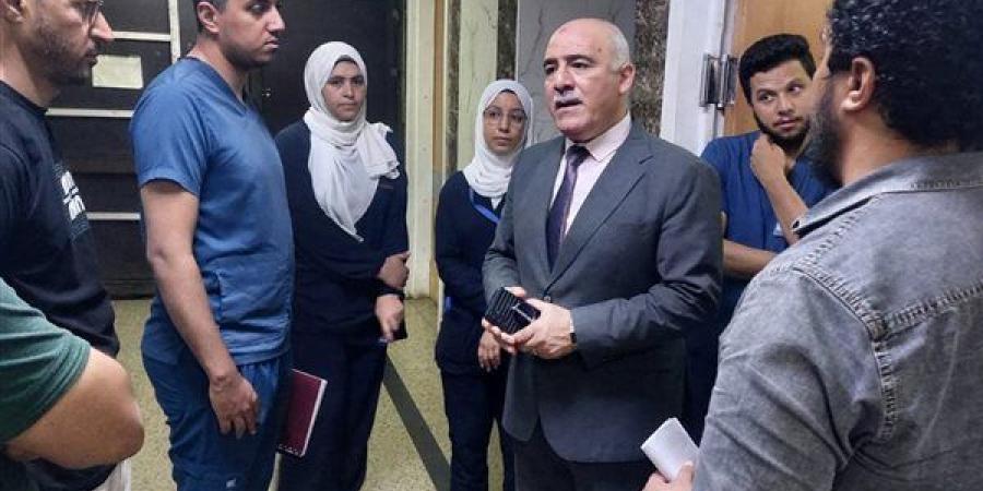 وكيل
      الصحة
      بالقليوبية
      يحيل
      طبيبين
      وممرضين
      للتحقيق
      في
      جولة
      مفاجئة
      على
      مستشفى
      أبو
      المنجا